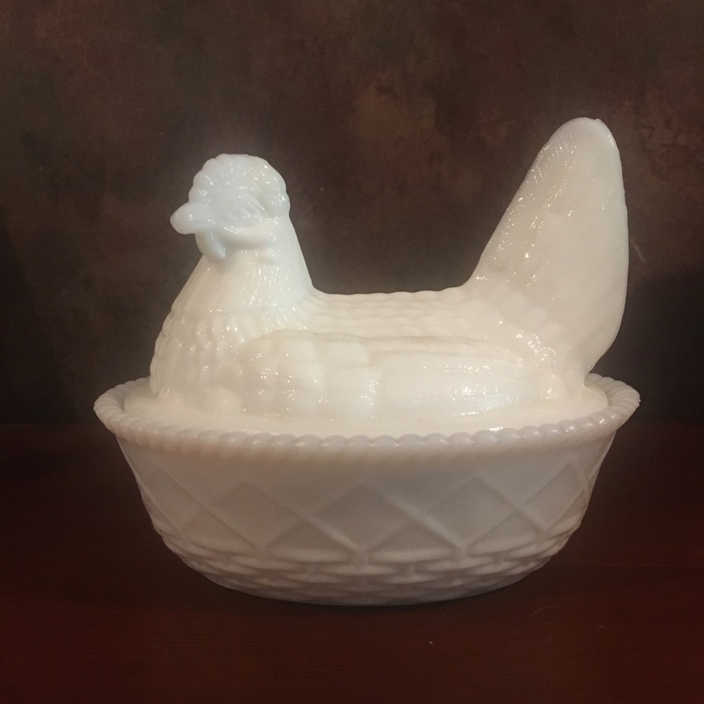 Westmoreland White Milk Glass Hen On Nest Dish.